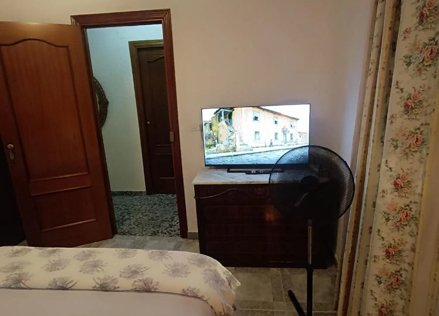 01 Habitacion En Hogar Tranquilo, Casa Conpartilhada Malaga Homestay
